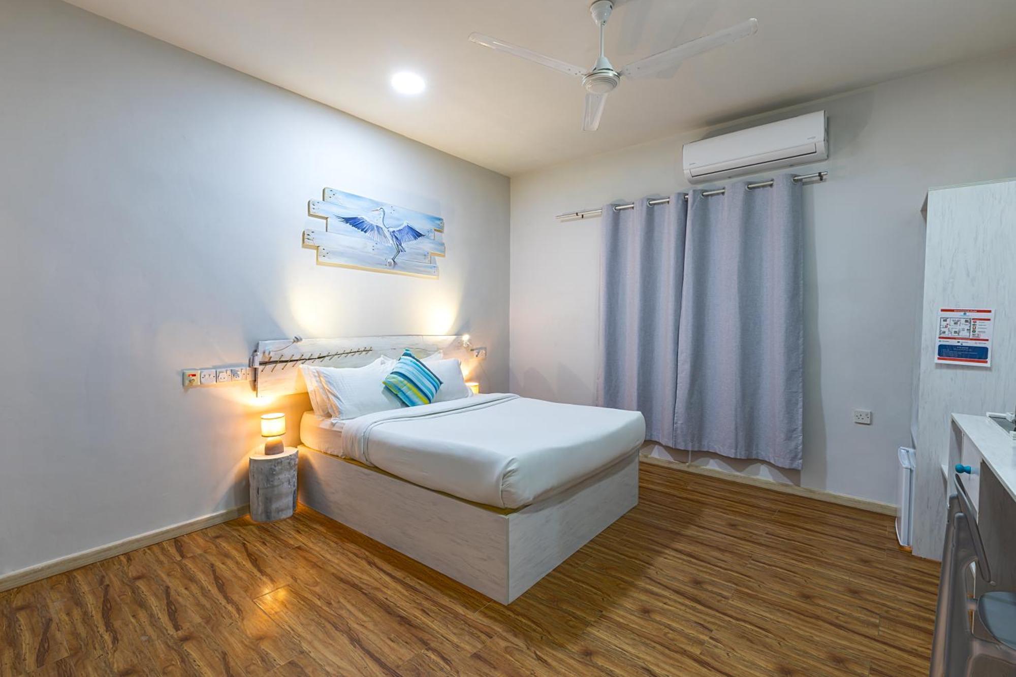 Ocean Pearl Maldives At Gulhi Island Hotel Екстериор снимка