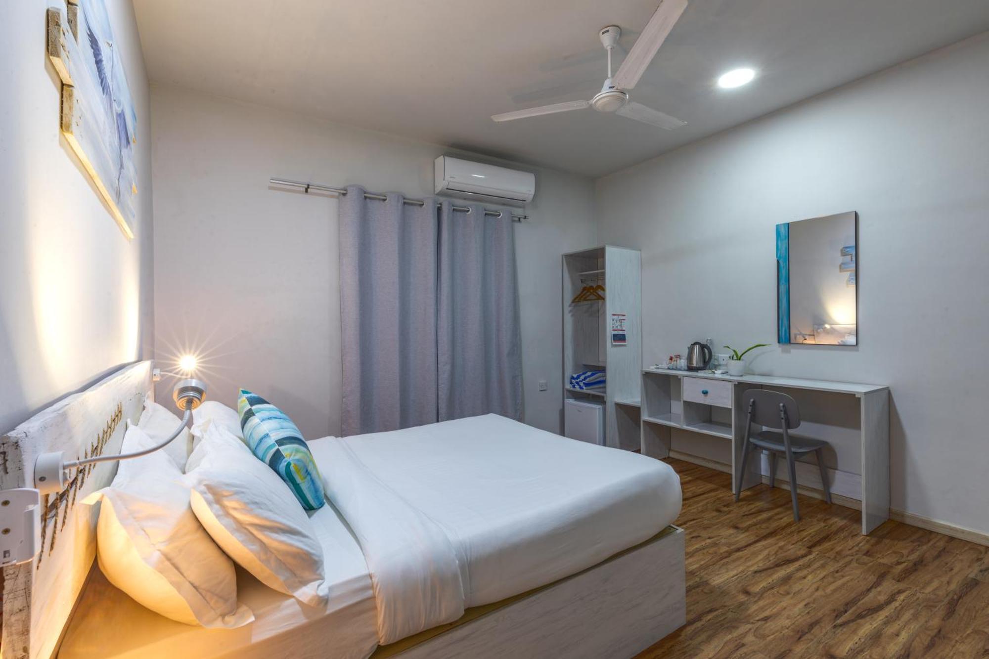 Ocean Pearl Maldives At Gulhi Island Hotel Екстериор снимка