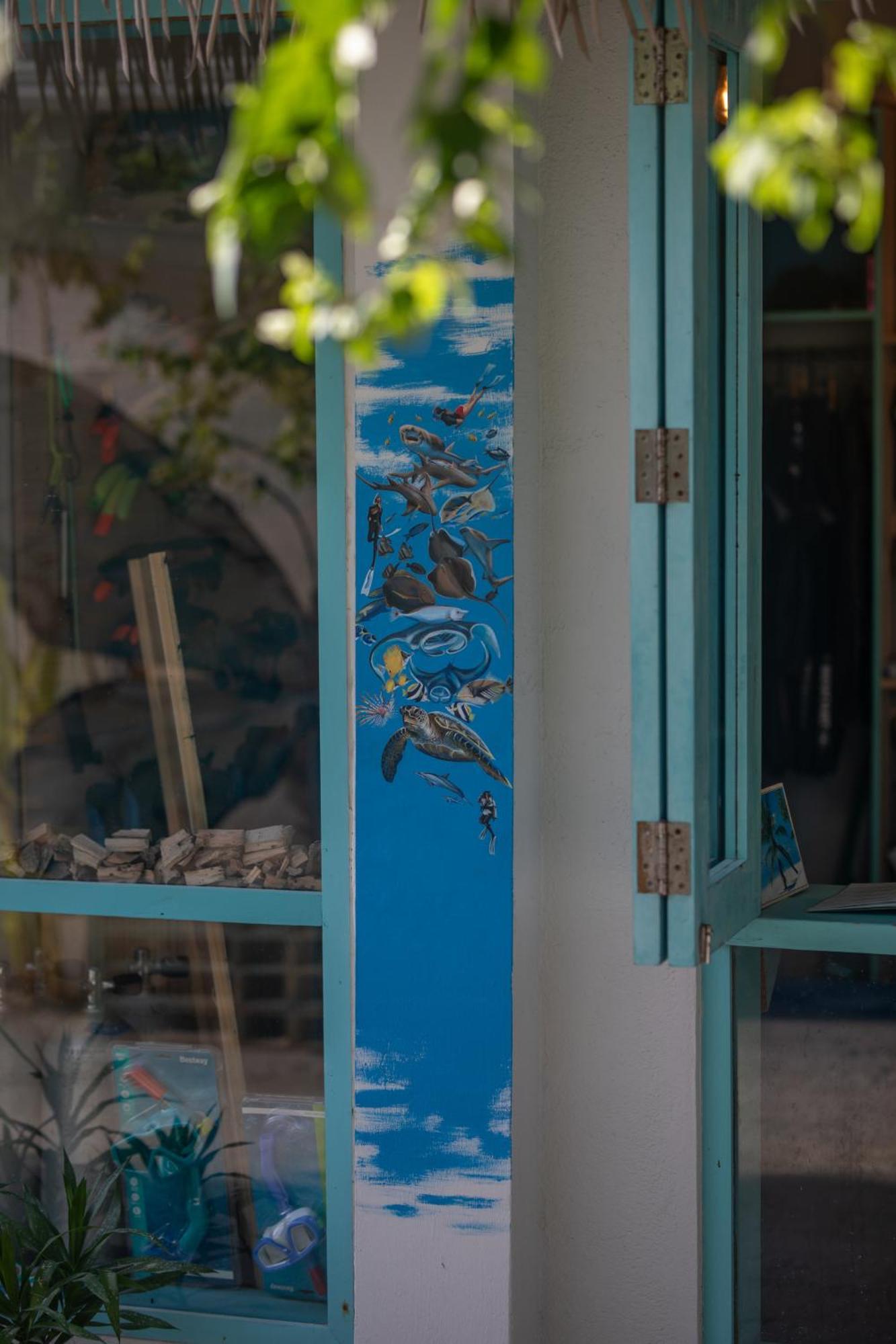 Ocean Pearl Maldives At Gulhi Island Hotel Екстериор снимка
